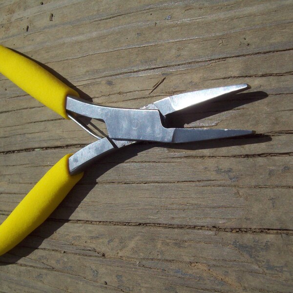 4-1/2 FLAT JEWELERS PLIER