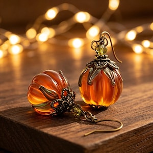 Vintage pumpaörhängen | Nyckfulla Halloween- och höstsmycken, handgjorda hösthäxiga dingeldroppar, perfekt Halloweenpresent