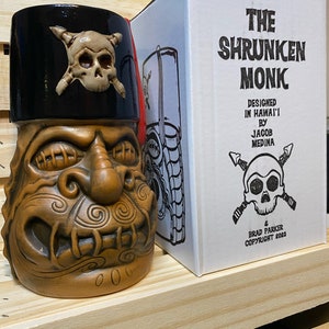 Tiki Mug Terracotta Stein for Beer Drinker Gift Vase Gothic Head Hunter Mug for Home Bar decor Horror Ceramic Cup Black Fez Lowbrow Art Mug