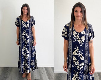Vintage 1990's Boho Navy Blue and White Floral Tropical Flowy Button Up Maxi Dress with Pockets Size 6