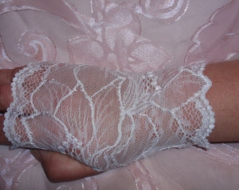 Guanti da sposa senza dita in pizzo bianco elastico, polsini fatti a mano