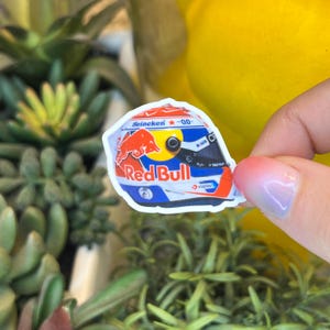 Max Verstappen F1 Helmet Sticker - Red Bull Racing