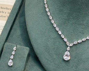 Swarovski Pear Crystal Bridal Jewelry Set, Teardrop Necklace, Earrings, Bracelet, Ring