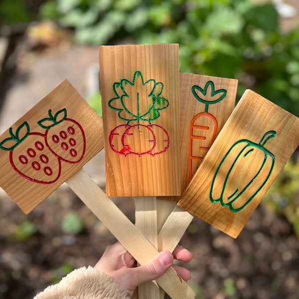 Vegetable Garden Plant Marker customizable durable wooden eco-friendly- FREE SHIPPING - Choose Your Own Plants, garden stakes