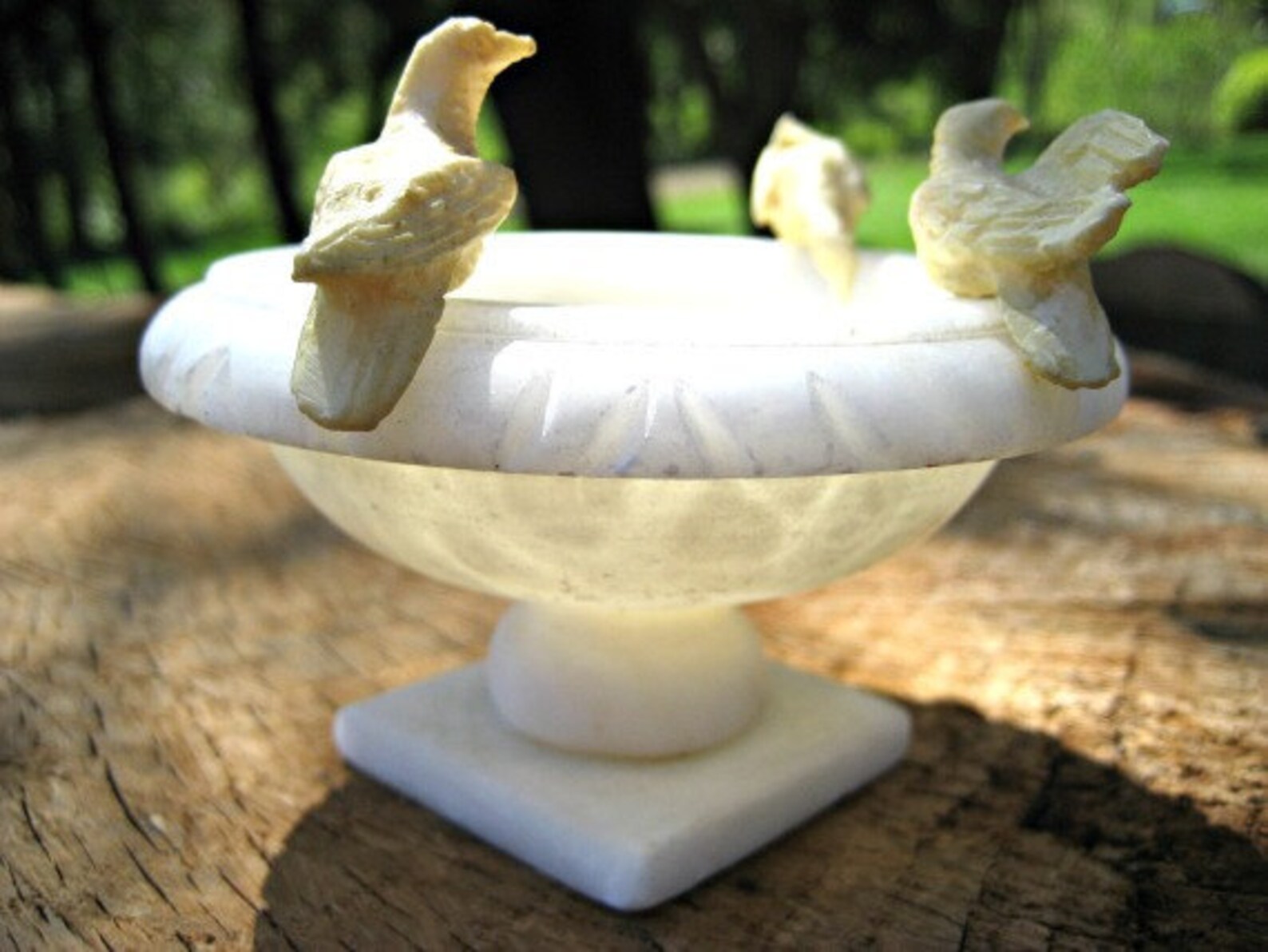 Vintage alabaster bird bath and birds Etsy
