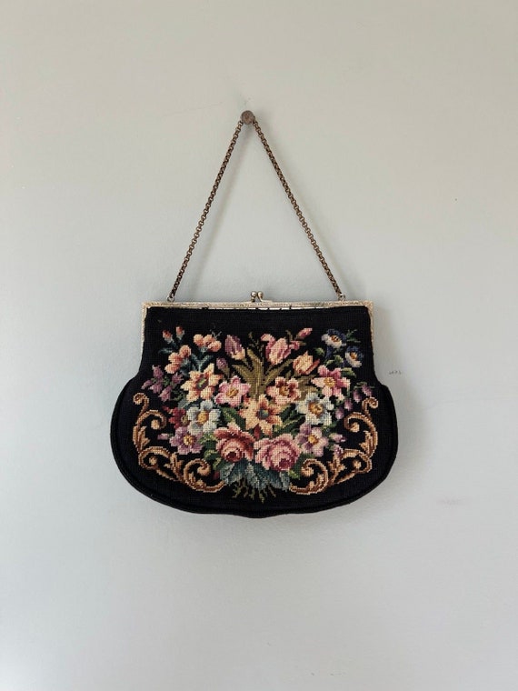 RARE 1920s - 1930s Vintage Floral Carpet Bag Clut… - image 2