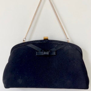 Cartera de mano negra vintage de los años 50 con asa de cadena y lazo Carteras de Nochevieja