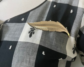 1950s Vintage Gold Leaf Feather Brooch Jewelry Pin Brooches