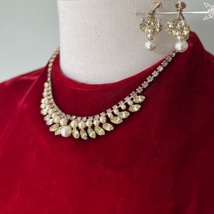 1950s Vintage Mid-Century Modern Necklace Earrings Pearls & Yellow Rhinestones image 6