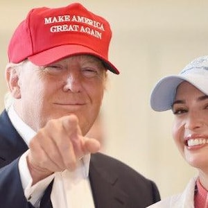 Ivanka trump photos - Etsy 日本