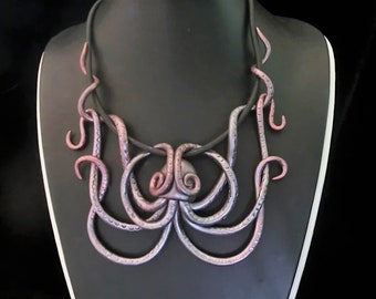 OCTOPUS Big polymer pendant/long curly arms/ hanging on 4 arms/ pearl pink metal powder/ authentic color/ arms as spectacles/ 8-11 cm.