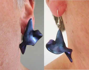 Blue Purple twisted metallic earrings/ Polymer with metal powder/ dangle, clips or studs earrings/ triangle with twisted and curled points