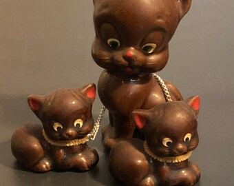 Mother Cat with Two Chained Kittens - Ceramic - Made in Japan