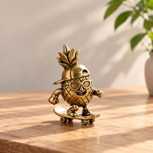 Handmade Brass Pineapple Skateboard Figurine, Funny Fruit Sculpture, Vintage Miniature Statue, Quirky Desk Decor, Unique Gift