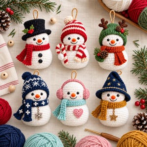 Pacchetto di decorazioni natalizie a forma di pupazzo di neve all'uncinetto in formato PDF, 6 decorazioni amigurumi natalizie in 1, decorazioni per albero di Natale fatte a mano, termini statunitensi