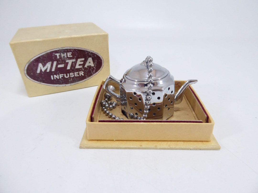 Mitea Teapot Shaped Vintage Tea Infuser Made in England Original Box
