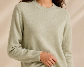 100% Pure Cashmere Crew Neck Sweater for Women, Lightweight Knit Pullover, Minimalist Luxury Sweater