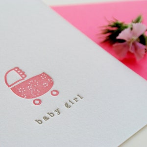 Baby Mädchen Kinderwagen - Letterpress Baby Ankündigung Mini Karte