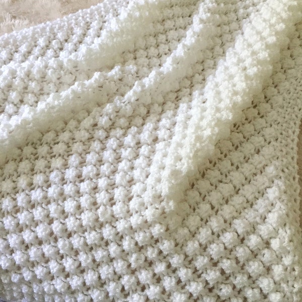 Bobble Baby Blanket ~ Knitting pattern- Aran Yarn ~ ENGLISH