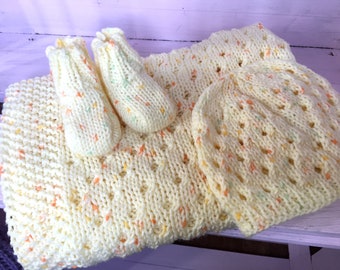 Easy Eyelets Baby Blanket Set  ~Knitting pattern ~ ENGLISH