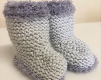 Hand knitted cosy winter boots for new baby ~ Grey