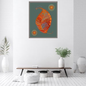 Puede incluir: Una ilustraci&oacute;n digital de una hoja estilizada de color naranja y rojo con detalles intrincados sobre un fondo azul verdoso. La hoja est&aacute; rodeada por dos dise&ntilde;os circulares m&aacute;s peque&ntilde;os en naranja, amarillo y azul.