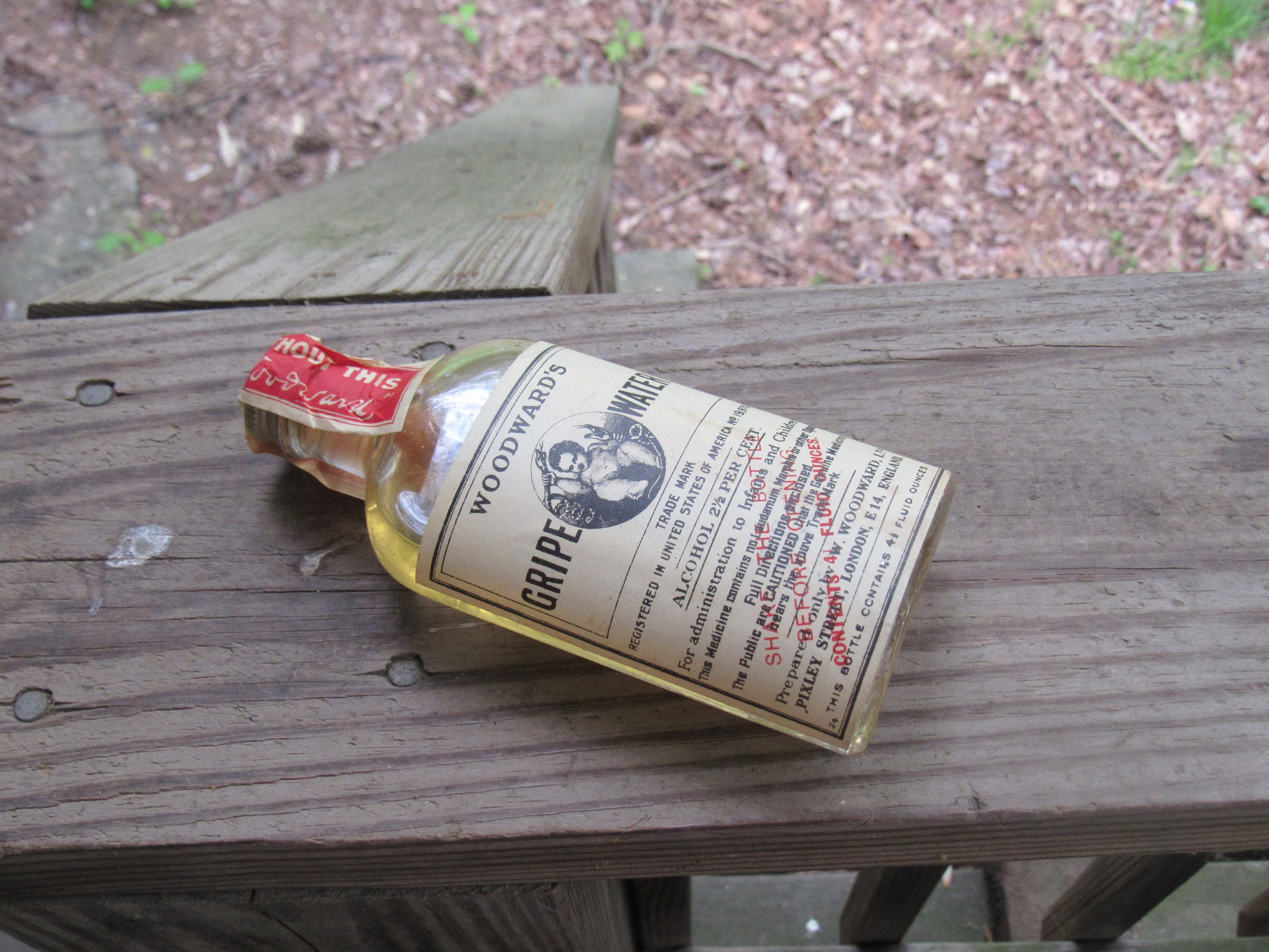 Woodwards Gripe Full Bottle With Original Quack
