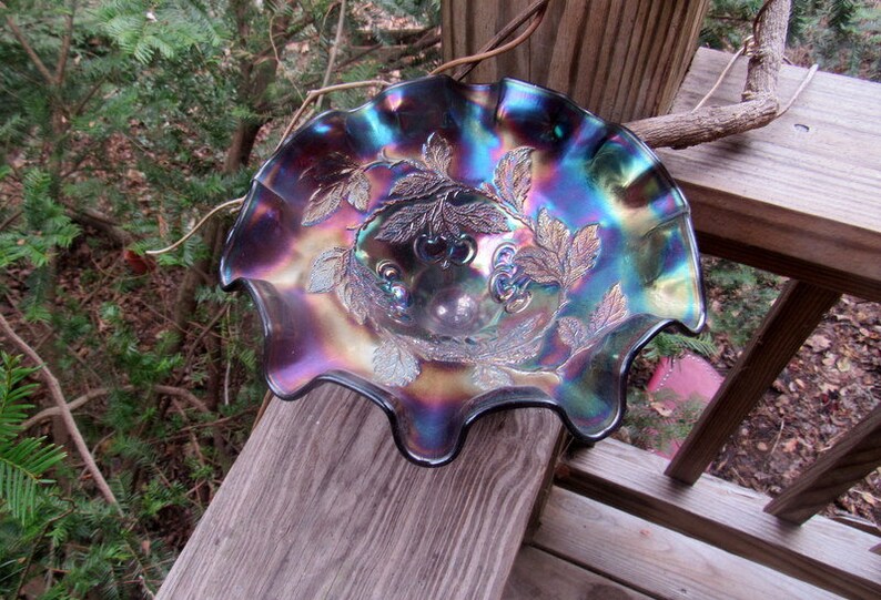 DUGAN CHERRIES and leaves purple 3 legs ruffled bowl
