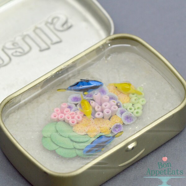 Altoids Smalls Miniature Coral Reef Ocean Pond with Yellow Tangs and Regal Tangs, Altoids Pond, Miniature Fish, Resin Pond, Desk Accessory