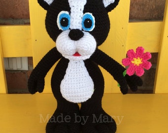 PDF-Häkelanleitung: Seymore the Skunk **Häkelanleitung, keine echte Puppe** Crochet Stinktier