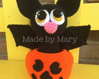 PDF PATTERN: Bat in a Pumpkin Amigurumi Pattern  *Crochet Pattern Only, Not Actual Doll*