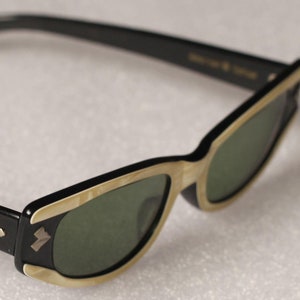 Vintage 1950s American Optical Calobar CP73-46 Leather Look, Stripe Sunglasses American Optical Calobar Sunglasses - Etsy main image 4