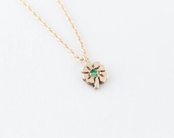 14K Yellow Gold Clover Necklace