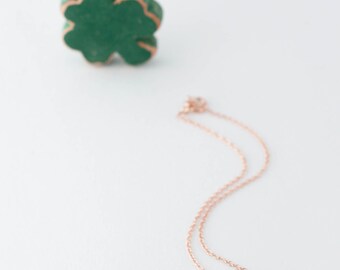 Pulsera de trébol de oro rosa de 14 quilates