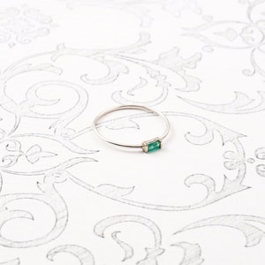 Sterling Silver Emerald Baguette Ring