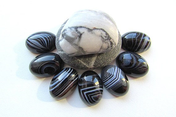 Onyx Agate Cabochon Banded Agate Stone 18x13mm Oval Agate Gemstone