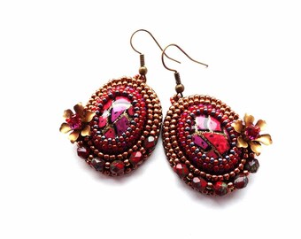 Perlage rose boucles d'oreilles perle brodé boucles d'oreilles tchèque verre perles Boucles d'oreilles fleur boucles d'oreilles OOAK bijoux prêt à expédier