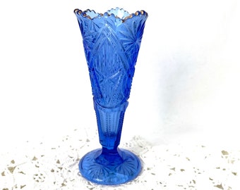 Vintage bud vase cobalt blue glass sawtooth gold gilt rim pressed glass lone star