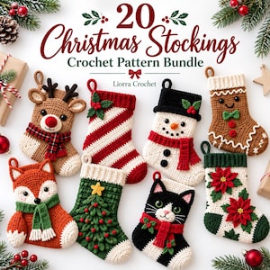Op de afbeelding: Een collectie van acht gehaakte kerstsokken met diverse ontwerpen waaronder een rendier, zuurstokstrepen, een sneeuwpop, een peperkoekmannetje, een vos, een kerstboom, een zwarte kat en kerststerren, met de tekst 20 Christmas Stockings Crochet Pattern Bundle Liorra Crochet.