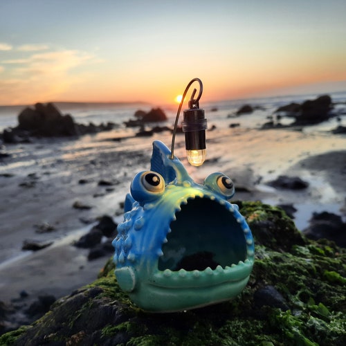 9.5 fishing lure skirts Approach to Big Game The Nature of the 5 9 Inch Trolling & Hooks (B) Automotive Size:White 20lb 3000 Yds. lakehouse Watch Off The Hook: Available in three sizes