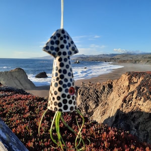 Small  Squid, Air Plant Planter, Hanging Planter, Whimsical, Quirky gift for any Occasion, Aquatic Wonderland