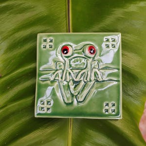 Red Eyed Frog, Hand Made Tile, Craftsman Style