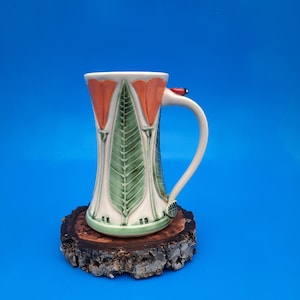Kalifornische Mohnblume Handgemachte Tasse, Wildblumen Tasse, Kunst und Handwerk Stil