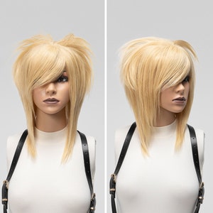 Long blonde best sale anime wig