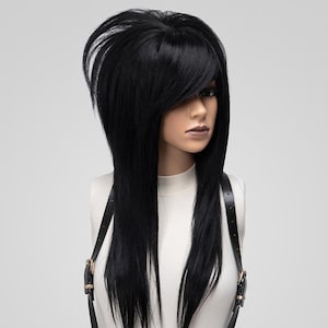 Black Emo Scene Wig with Side Bangs – Long Layered Straight Wig, Styled for Goth Cosplay & Alternative Fashion