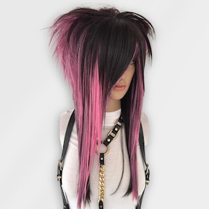 Emo Scene Peruk i brunt och rosa – Layered Cut Peruk med sidolugg för Cosplay, alternativt mode, pastellgoth och kawaii-hår