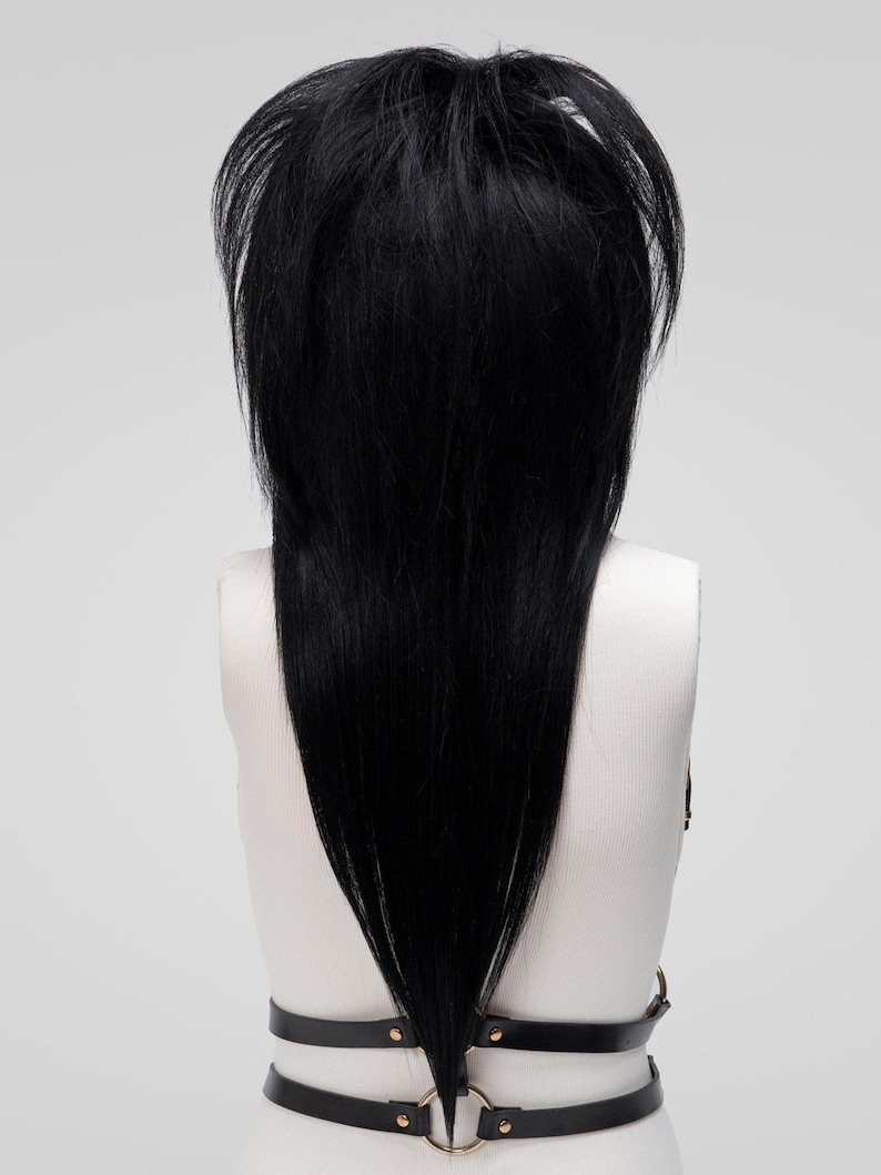 Back view of long black scene hair wig with layered synthetic strands and full 360 wig density, ideal for unisex cosplay, fashion styling, and hair loss solutions.