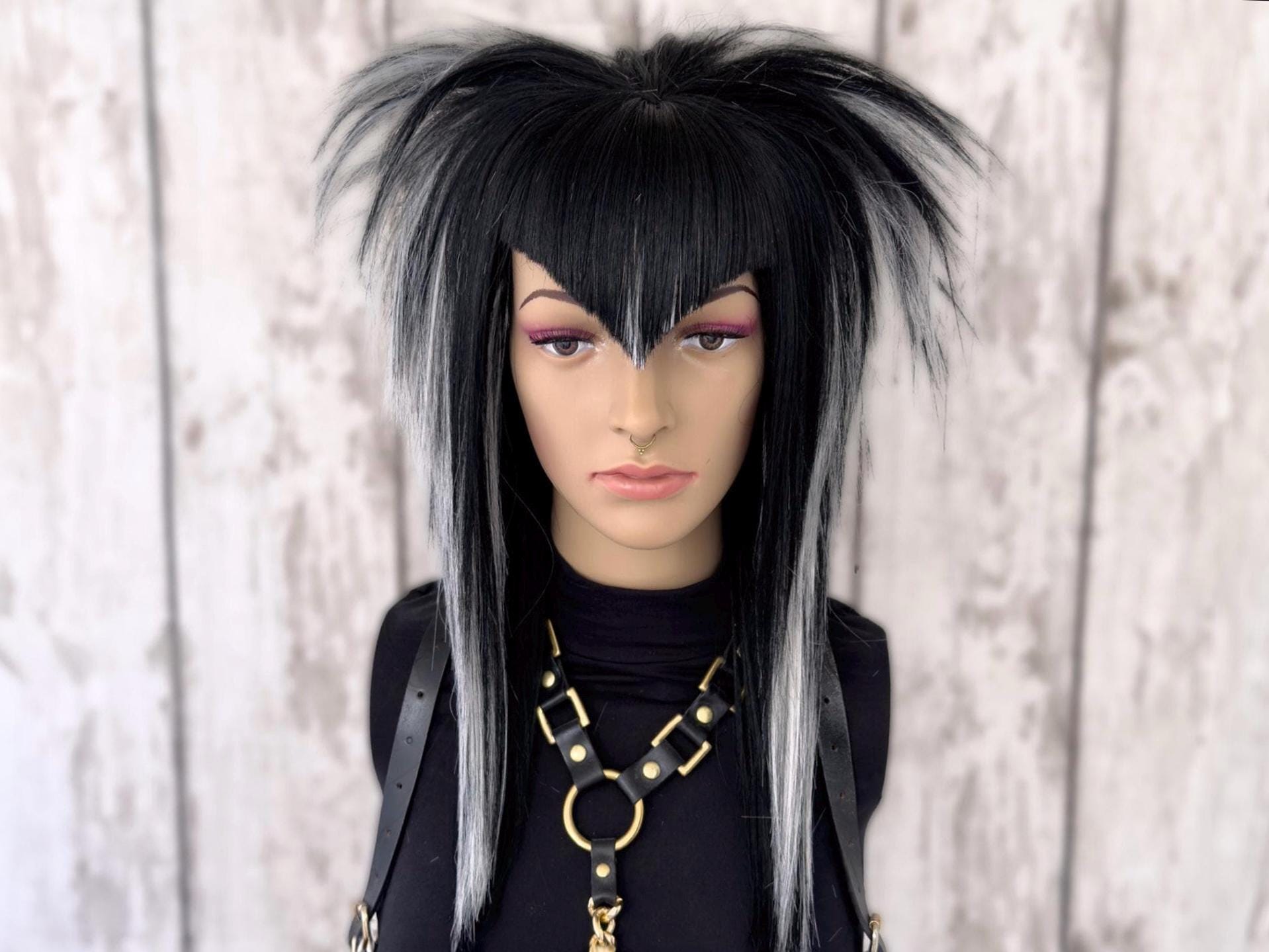 シーンエモウィッグブラックグレー、ミディアムレングスレイヤード