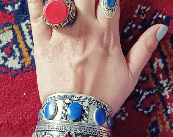Vintage Afghan Lapis Cuff Bracelet: Tribal Stone Jewelry