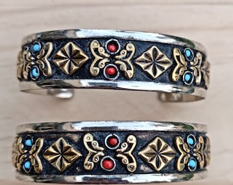 Bracelet en perles d'or, manchette extensible, bijoux de yoga, bracelet perlé, bracelet d'empilage turquoise- bracelet bohème turquoise- bijoux gitans-
